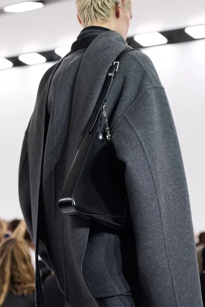 Look 54